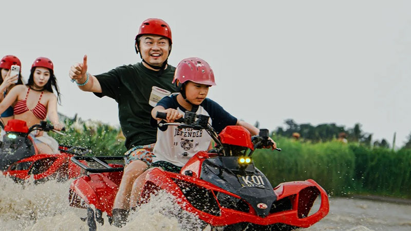 Kuber ATV with Kids