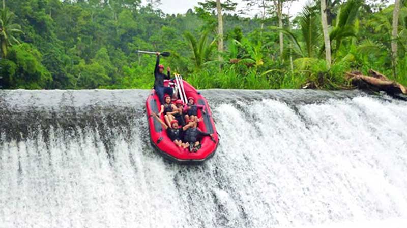 Ubud Quad Biking telaga waja rafting